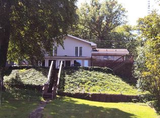 5589 E Colonial Oaks Dr, Monticello, IN 47960