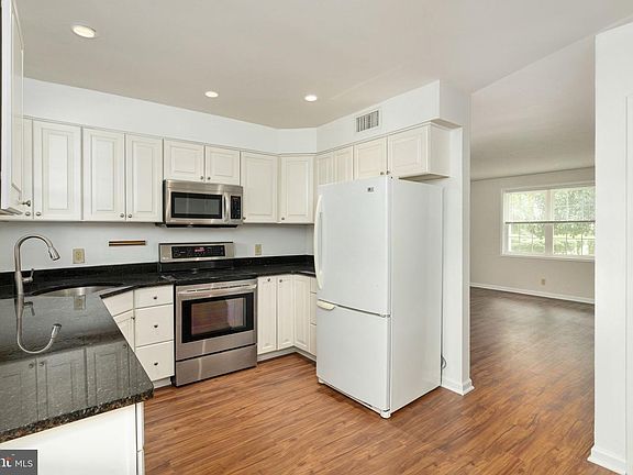 4th image of 2731 S Walter Reed Dr Unit C