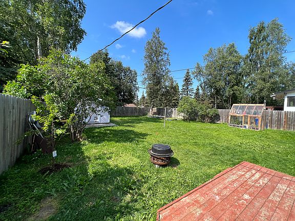 3rd image of 4303 Needle Cir