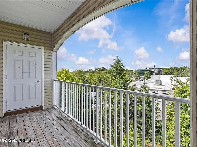 136 Mill Pond Way — Photo 16