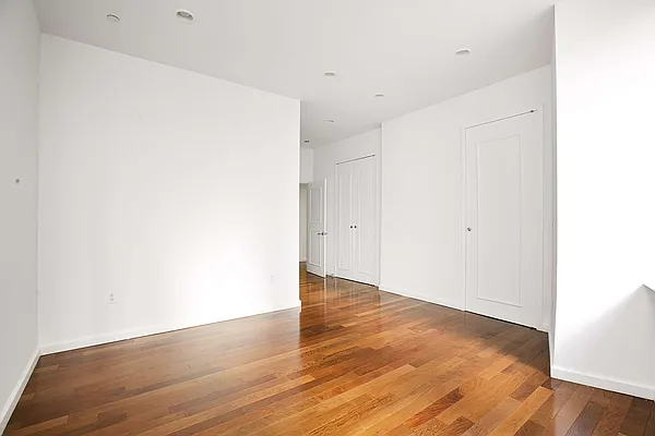 Rented by Perfectly Placed NYC, LLC | media 10