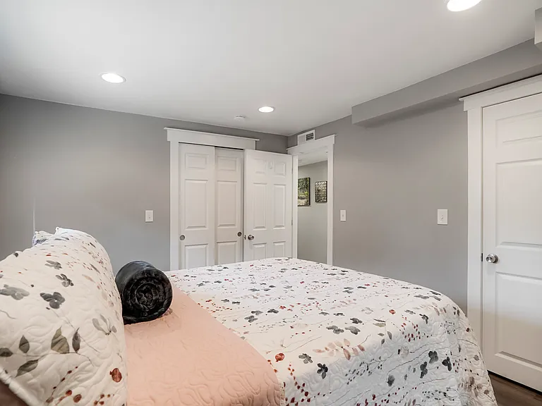 3653 N Monroe St — Photo 16