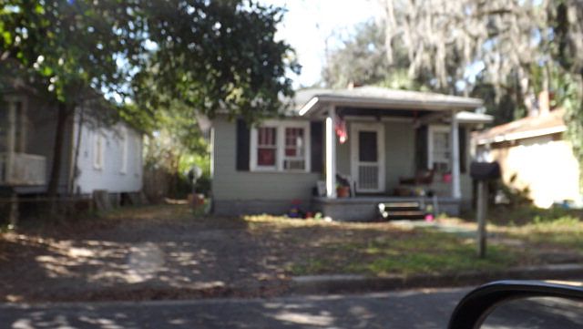 2nd image of 513 Ellis St