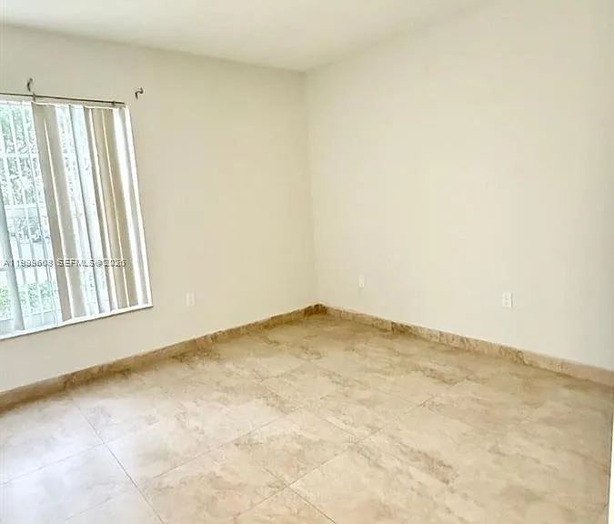 17650 NW 68th Ave #A2001 — Photo 27