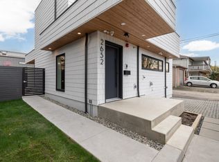 2652 E 38th Ave, Vancouver, BC V5R 2T7