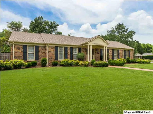 1524 Locust Cir SE, Huntsville, AL 35801