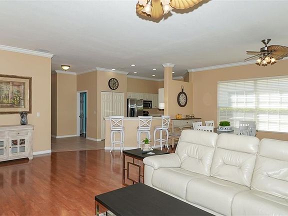 4th image of 1206 Triano Cir #1206