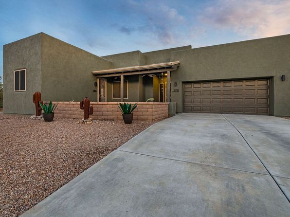 10710 E Lunate Ln