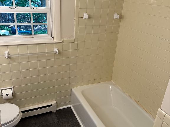 5th image of 151 Leicester St #1B