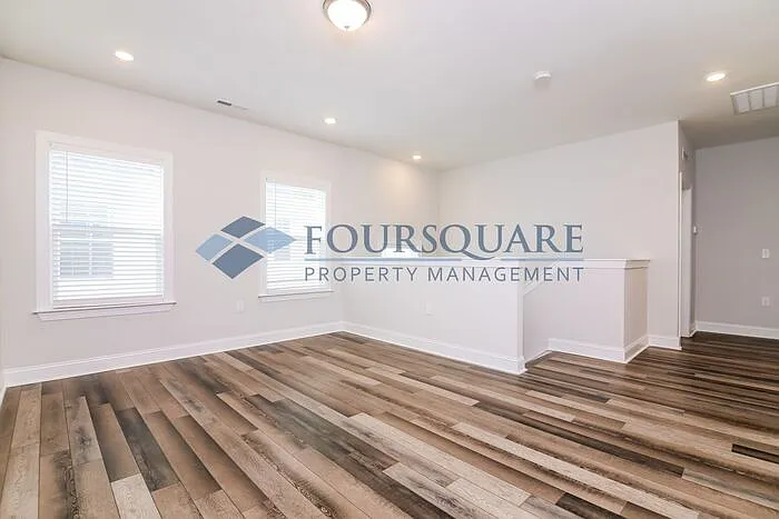 425 Canyon Spring Trl — Photo 11