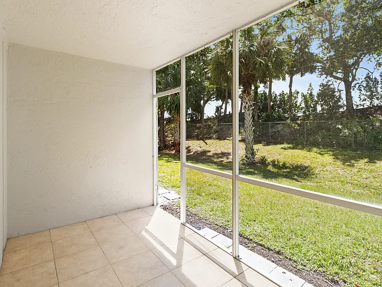 2360 Naples Trace Cir #2 — Photo 21