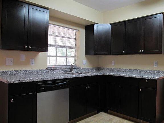 5th image of 4229 Latona Ave