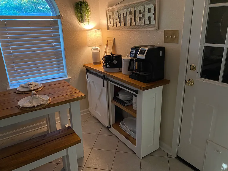 7224 Cordes Ct — Photo 8