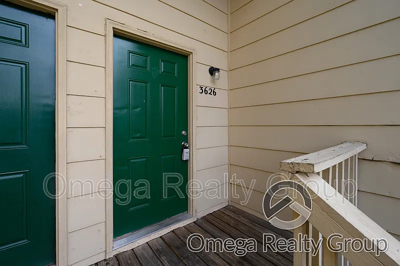 Castle Ridge Apartments — Photo 4