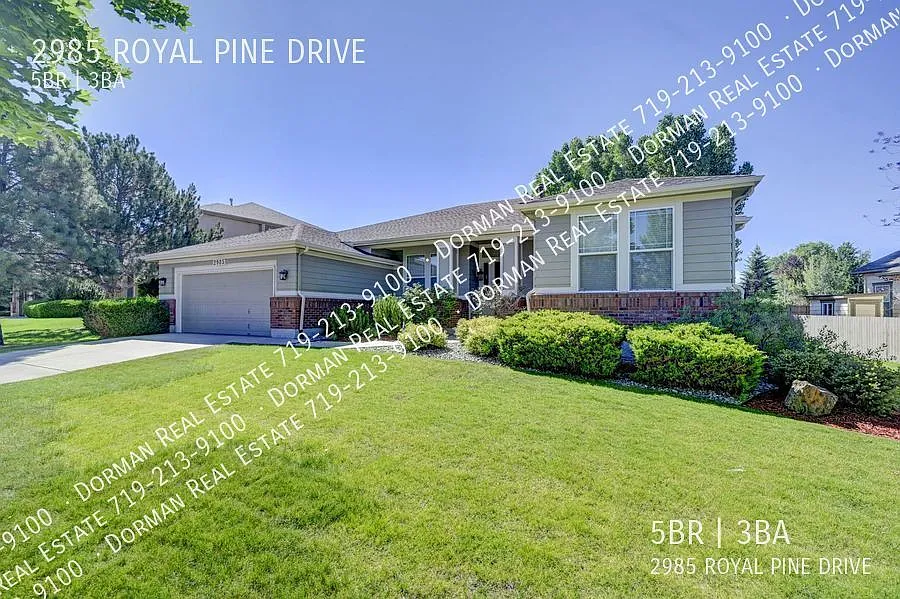 Come see this 5 Bedroom Pine Creek Rancher w/Finished Basement! — Photo 2