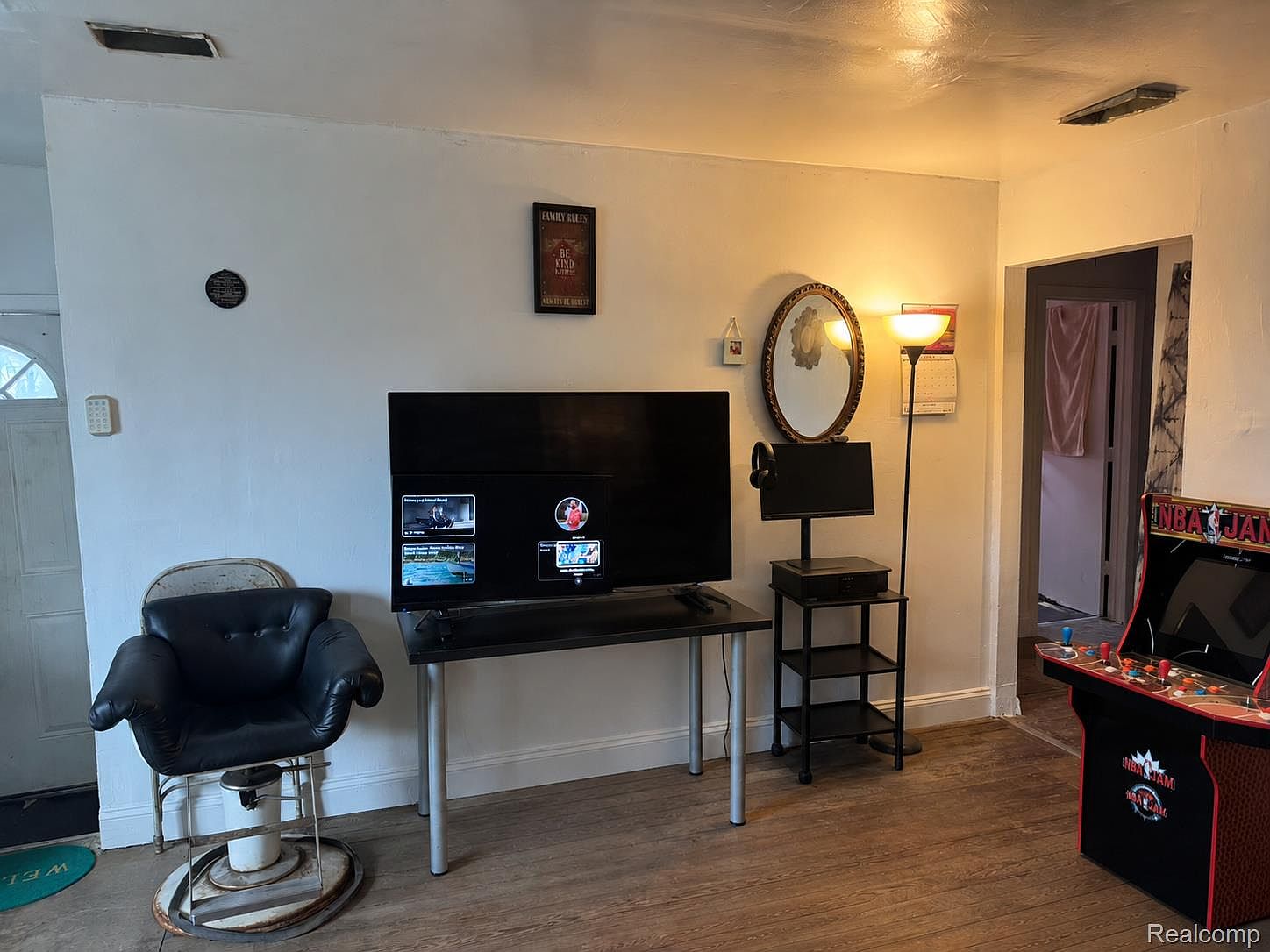 17195 Asbury Park, Detroit, MI 48235
