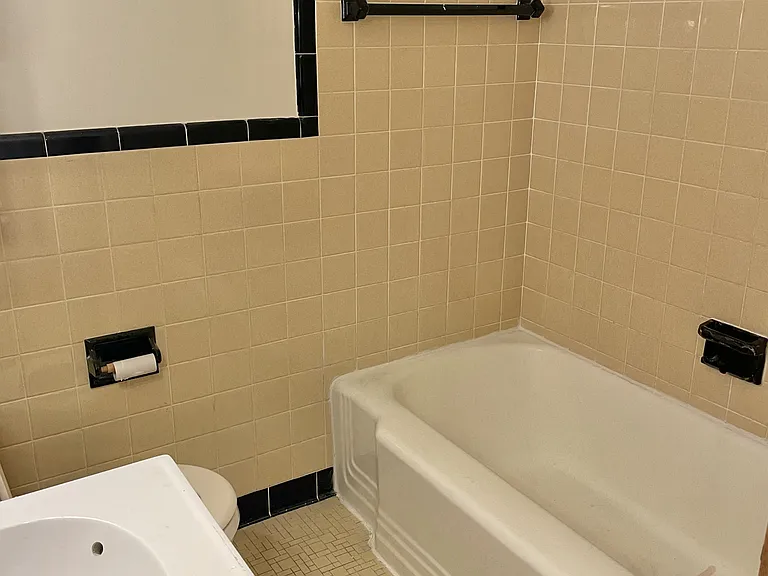 Dunlap Apartments — Photo 41