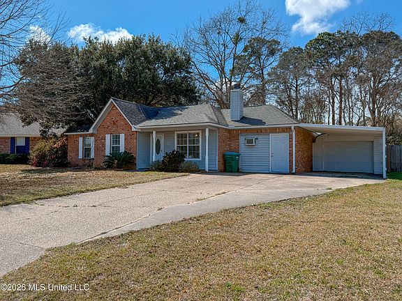 3rd image of 19 Heather Ln