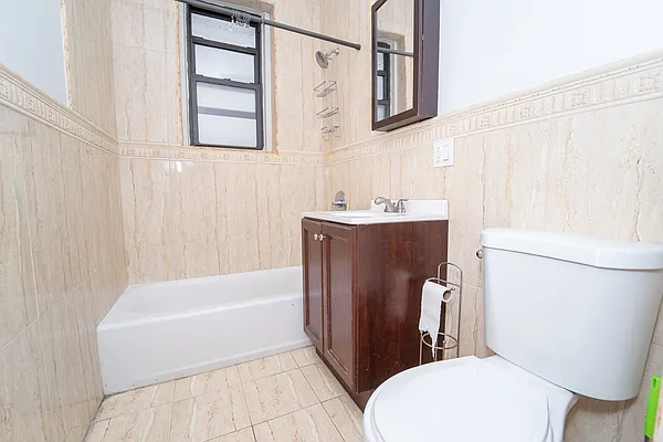 Rented by Modern Spaces | media 23