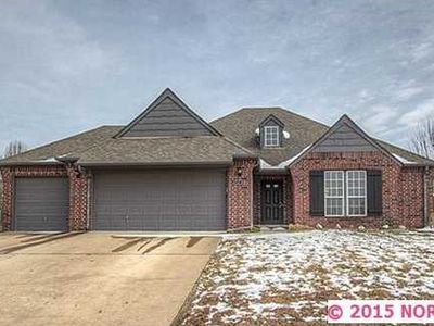 5047 S 203 East Ave, Broken Arrow, OK, 74014