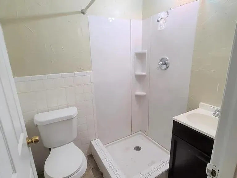 4504 Stonewall St — Photo 7