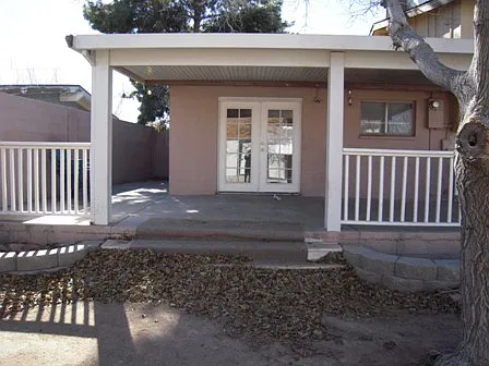 5 bed, 1898 sqft, $2,495 — Photo 3