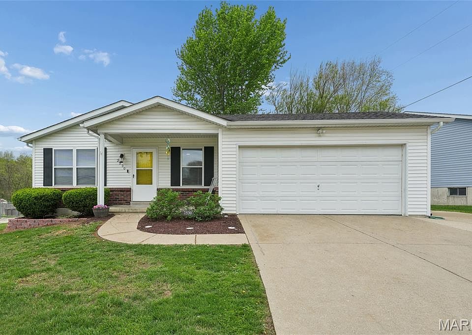 1st image of 2530 Trojan Cir