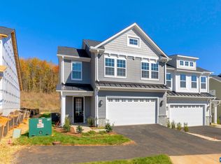 212 Ridgeline Dr, Waynesboro, VA 22980