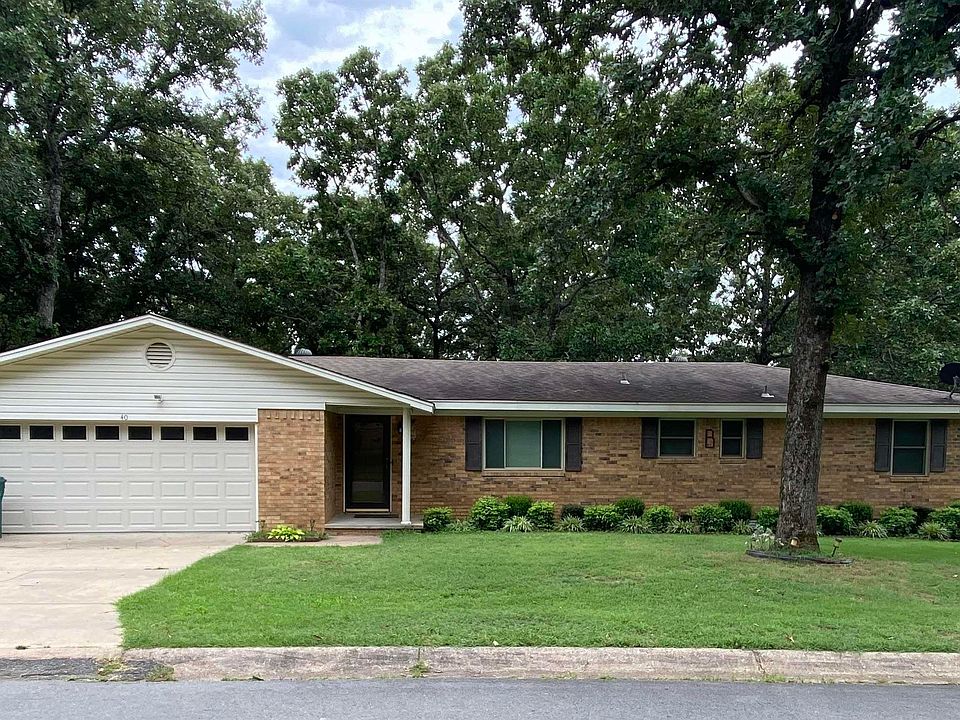 1st image of 40 Single Oaks Dr