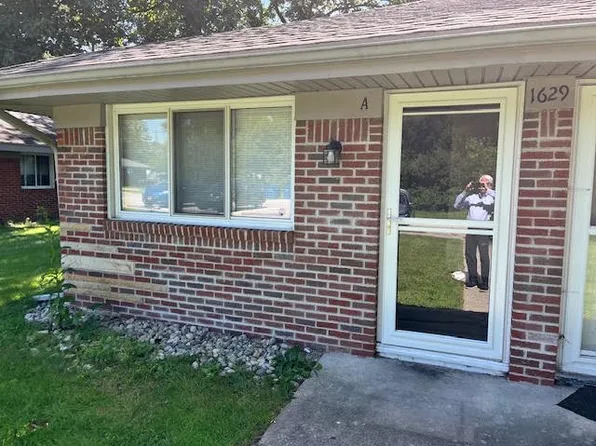 1629 N Holland Sylvania Rd #B, Toledo, OH 43615