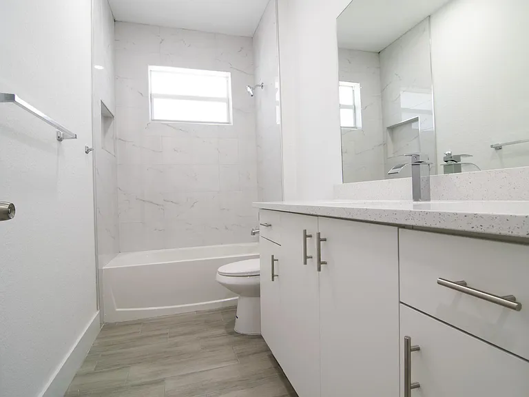 10654 Washington Rd — Photo 16