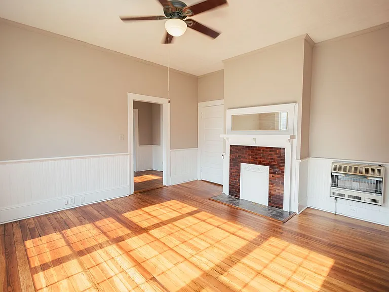 457 Forsyth St — Photo 11