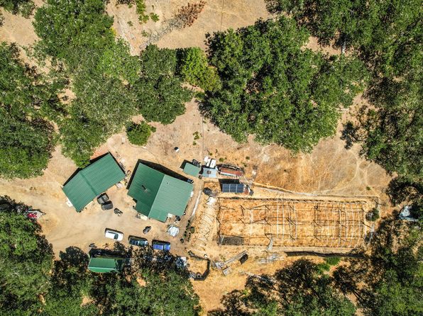 4580 County Line Creek Rd, Bridgeville, CA 95526