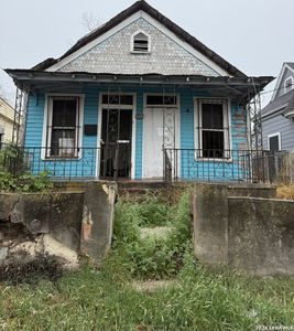 222 Brooks, San Antonio, TX, 78208