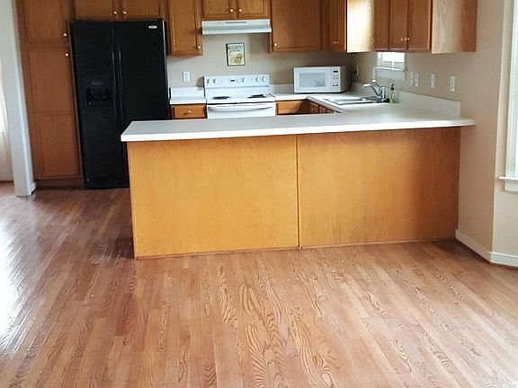 2nd image of 6904 Tulane Ave