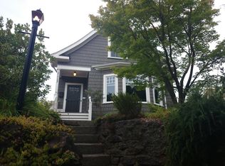 2117 7th Ave W, Seattle, WA 98119