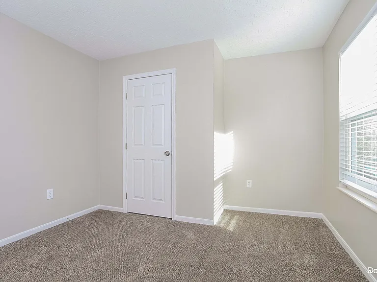 1704 Old Silo Dr — Photo 11
