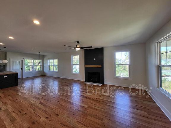 3rd image of 3 Martin Row