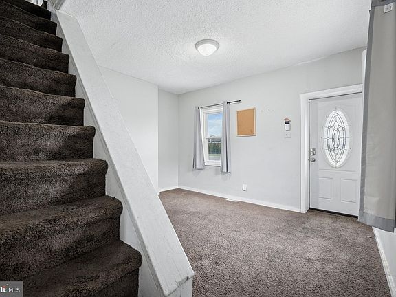 4th image of 2300 Aramingo Ave