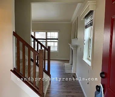 1650 Inverness Dr #12 — Photo 2