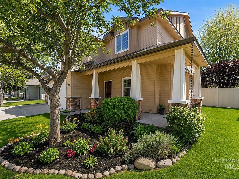 1st image of 3542 S Capulet Way