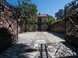 12 Bedons Aly, Charleston, SC 29401