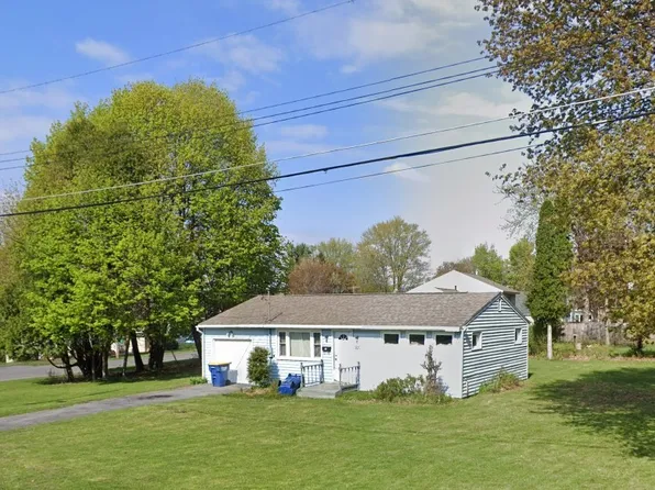 101 Fairwood Dr, Syracuse, NY 13219