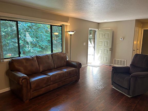 3rd image of 5313 Winfield Way APT 1