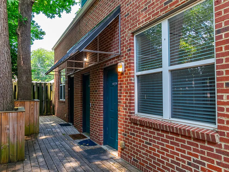 1528 Ralph David Abernathy Blvd SW #B104 — Photo 27