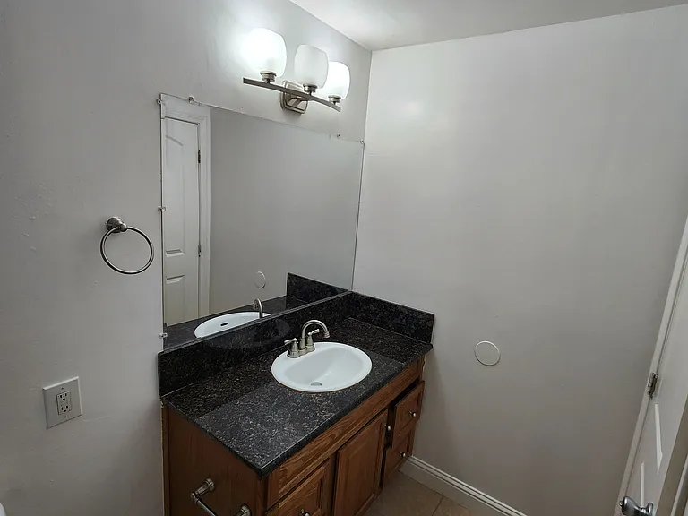 331 Alhambra Blvd #8 — Photo 11