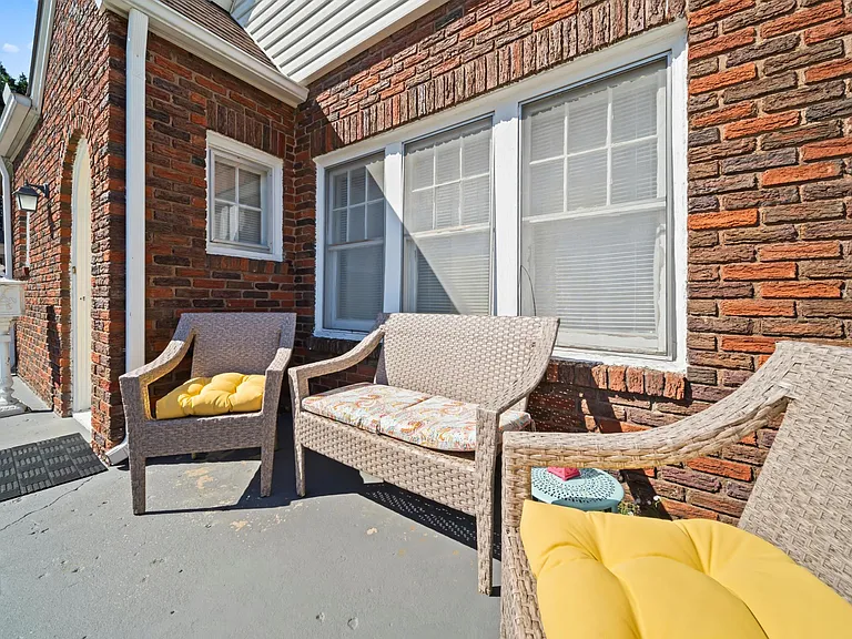 1506 S Florence Pl — Photo 27