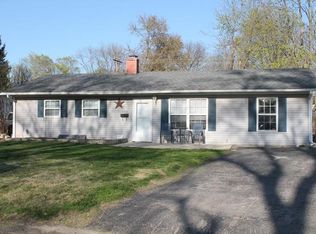 454 S 4th St, Caseyville, IL 62232