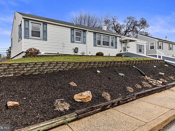 2nd image of 504 N Enola Dr