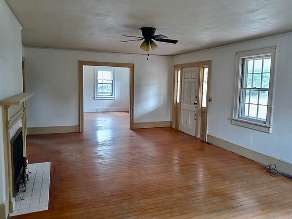 2nd image of 506 Roland Ave
